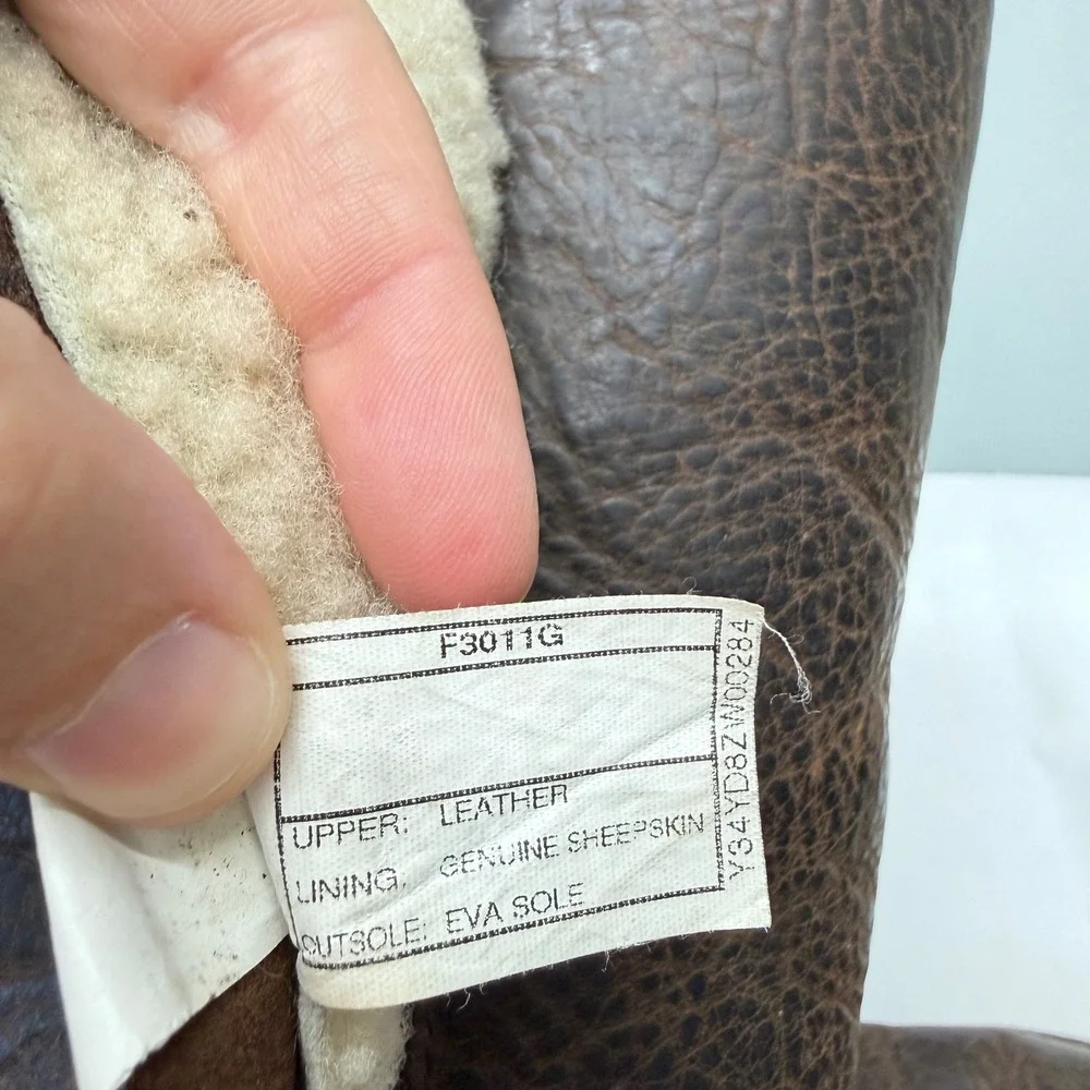UGG Australia Kensington Girls Youth 3 Sheepskin Lined Brown Leather Boots 1969